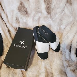 Valentino Slides